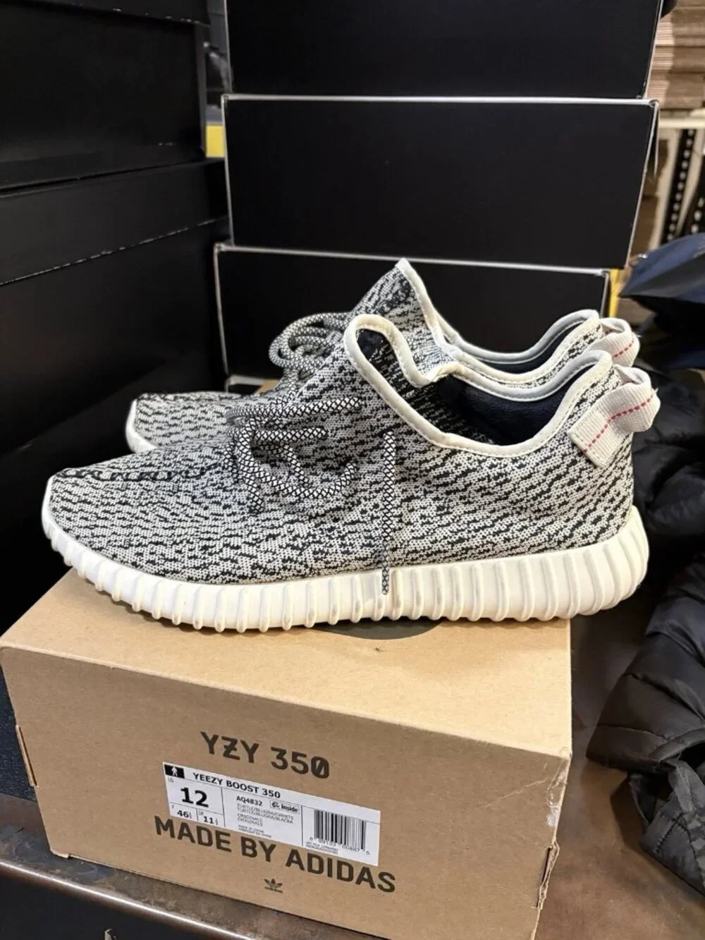 WORN Men’s Yeezy Boost 350 Turtledove (2022) AQ4832 Size 12 WITH BOX